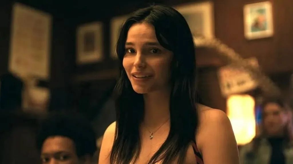 Nikki's increasingly erratic behavior concerns Bear's friends