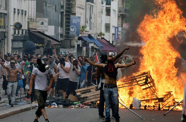france-sarcelles-riots-ip-640x420 france-sarcelles-riots-ip-640x420