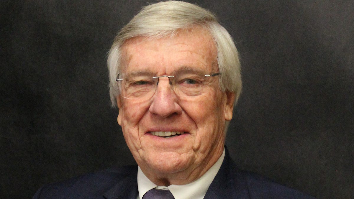 South Dakota county government fixture will retire with historic distinction