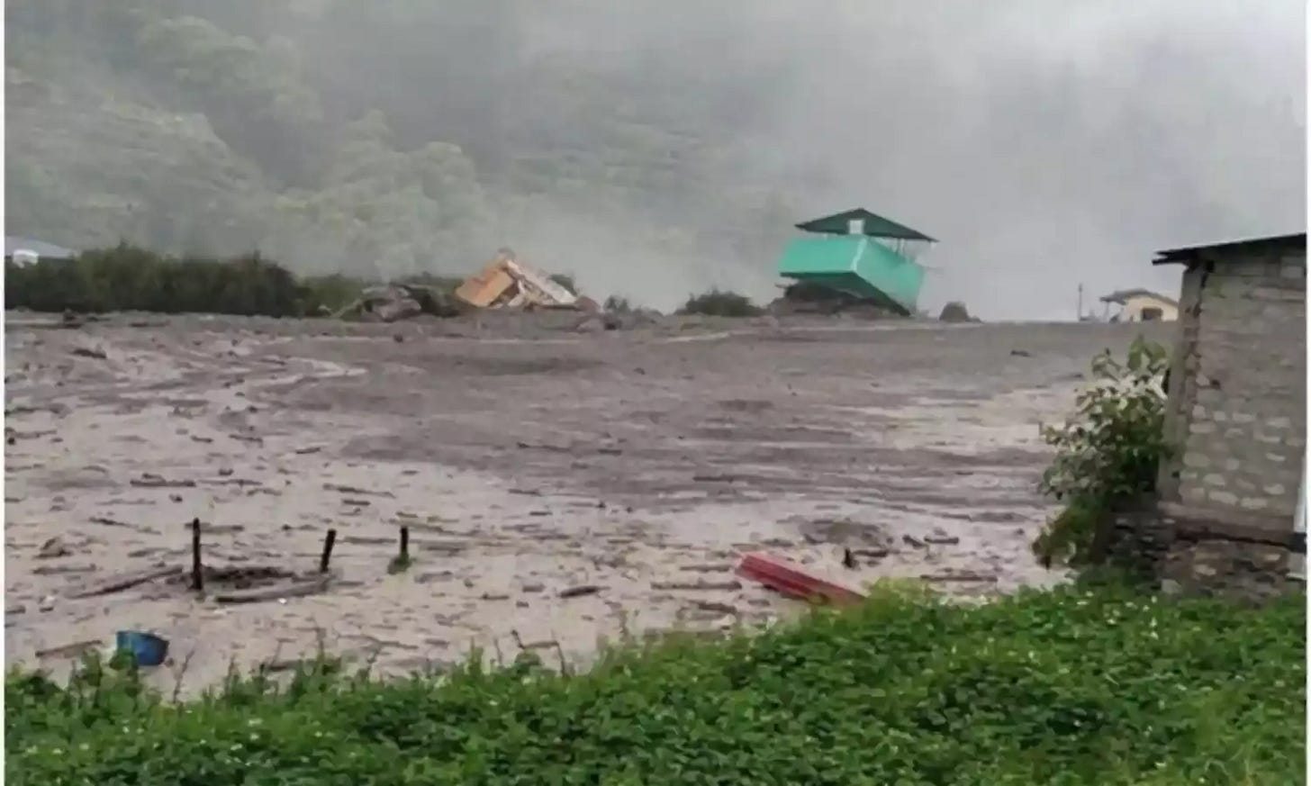 उत्तरकाशी धराली आपदा: क्‍यों फट रहे बादल, क्‍या है इसके पीछे की असल वजह?