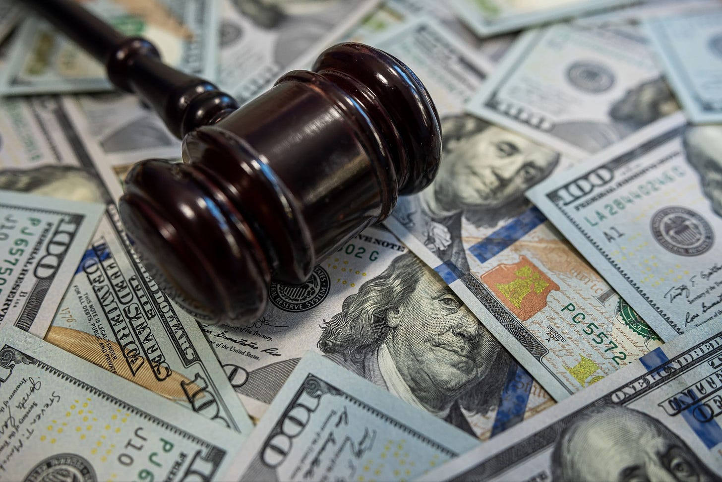 Oakland’s council members face no enforced term limits — even though they are overwhelmingly popular, and Oakland voters have approved them before. (Image source: Oakland Report / Adobe Stock) Oakland’s council members face no enforced term limits — even though they are overwhelmingly popular, and Oakland voters have approved them before. (Image source: Oakland Report / Adobe Stock)