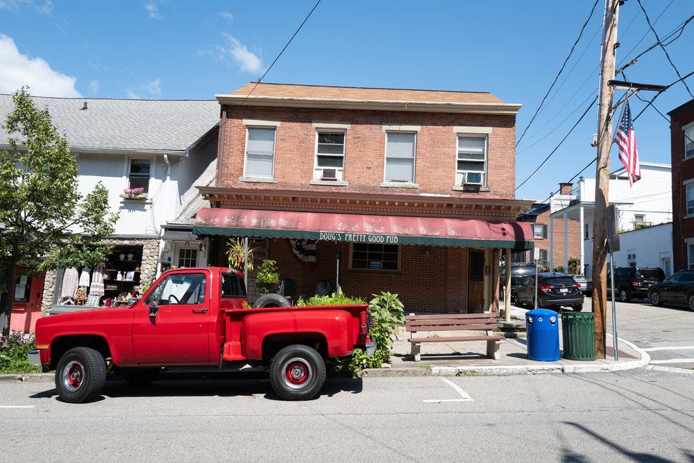  Doug’s Pretty Good Pub 