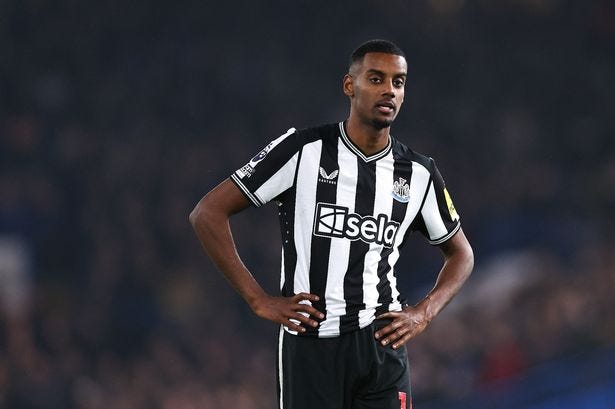 Alexander Isak breaks silence on Newcastle United future amid Arsenal  transfer links - football.london