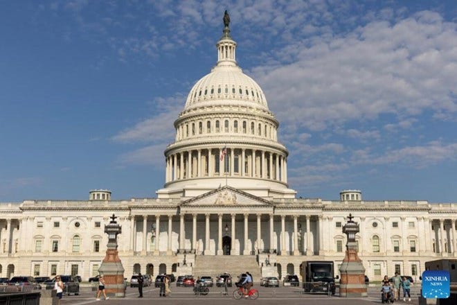 Thượng viện Mỹ thông qua nghị quyết chấm dứt thuế quan toàn cầu của ông Trump Thượng viện Mỹ thông qua nghị quyết chấm dứt thuế quan toàn cầu của ông Trump