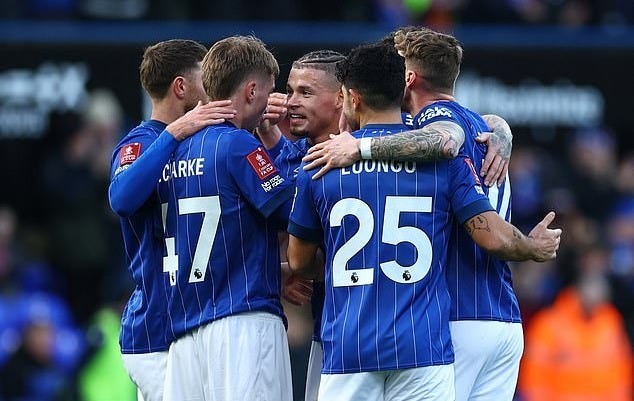 Kalvin Phillips celebrates scoring his first ipswich goal