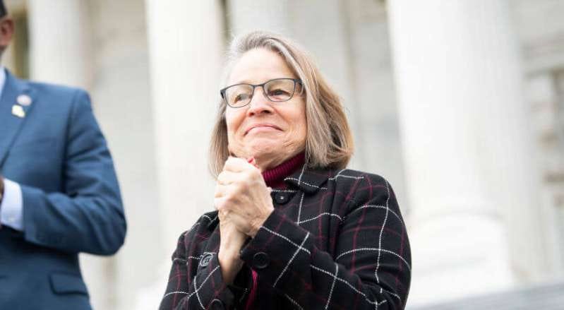 US Rep. Mariannette Miller-Meeks opposes super PACs. They're also her largest source of campaign money. (Tom Williams/Getty Images) US Rep. Mariannette Miller-Meeks opposes super PACs. They're also her largest source of campaign money. (Tom Williams/Getty Images)