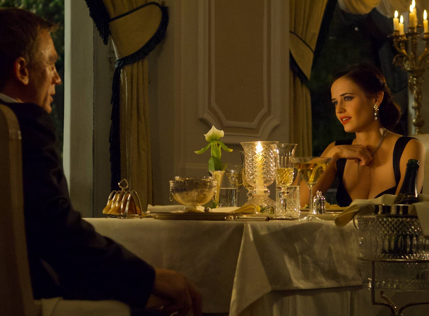 She's The Money | James Bond 007 She's The Money | James Bond 007