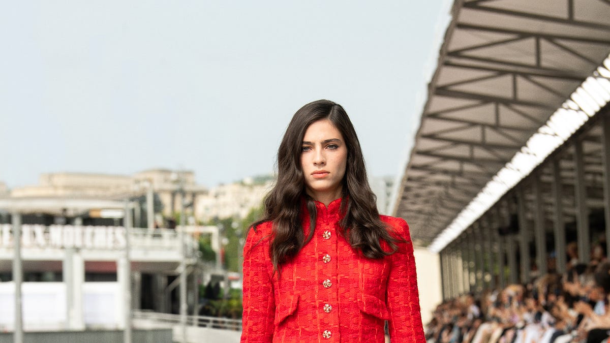 Fall 2023 Couture Week Day 2: What Defines Haute Couture