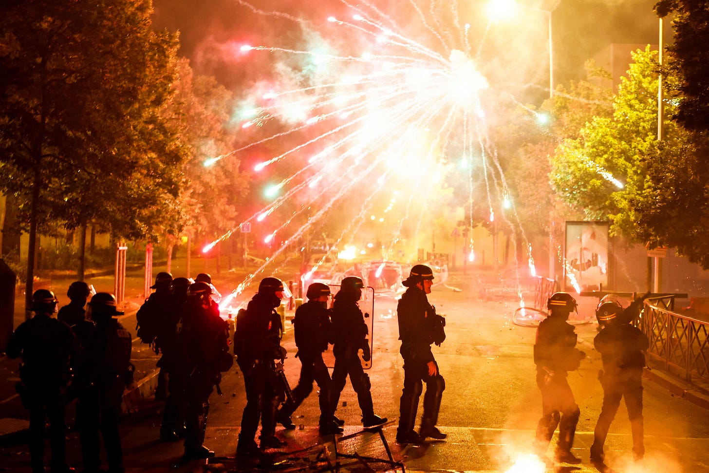 France unrest: Third night of riots after police shoot teen, officer charged | Reuters France unrest: Third night of riots after police shoot teen, officer charged | Reuters