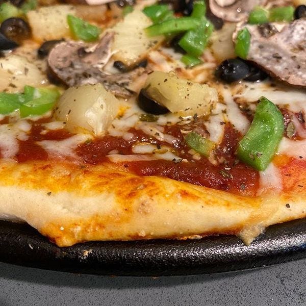 Cast iron pizza test #1: not too shabby Cast iron pizza test #1: not too shabby