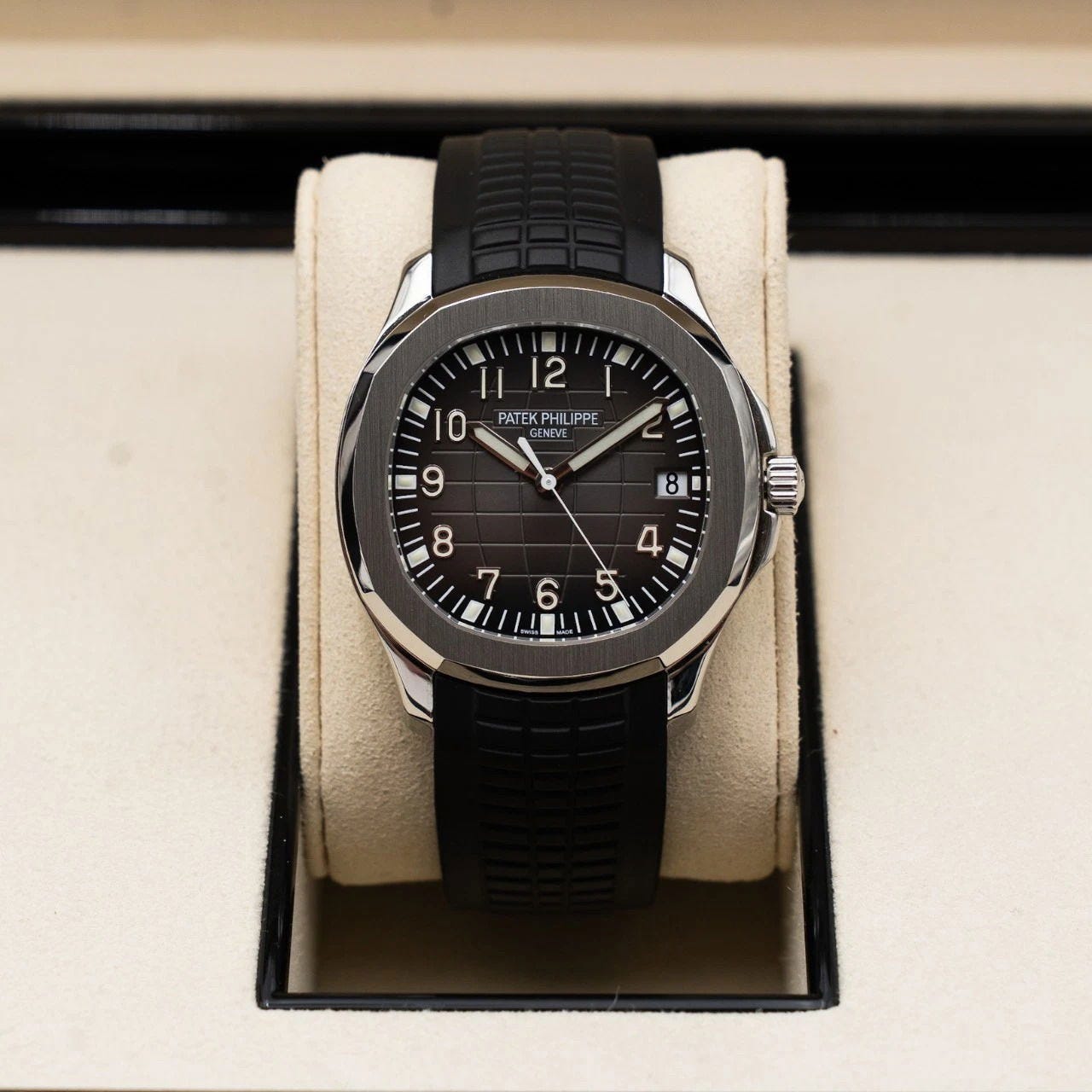 2021 Patek Philippe Aquanaut / Black 5167A-001 Listing Image 1