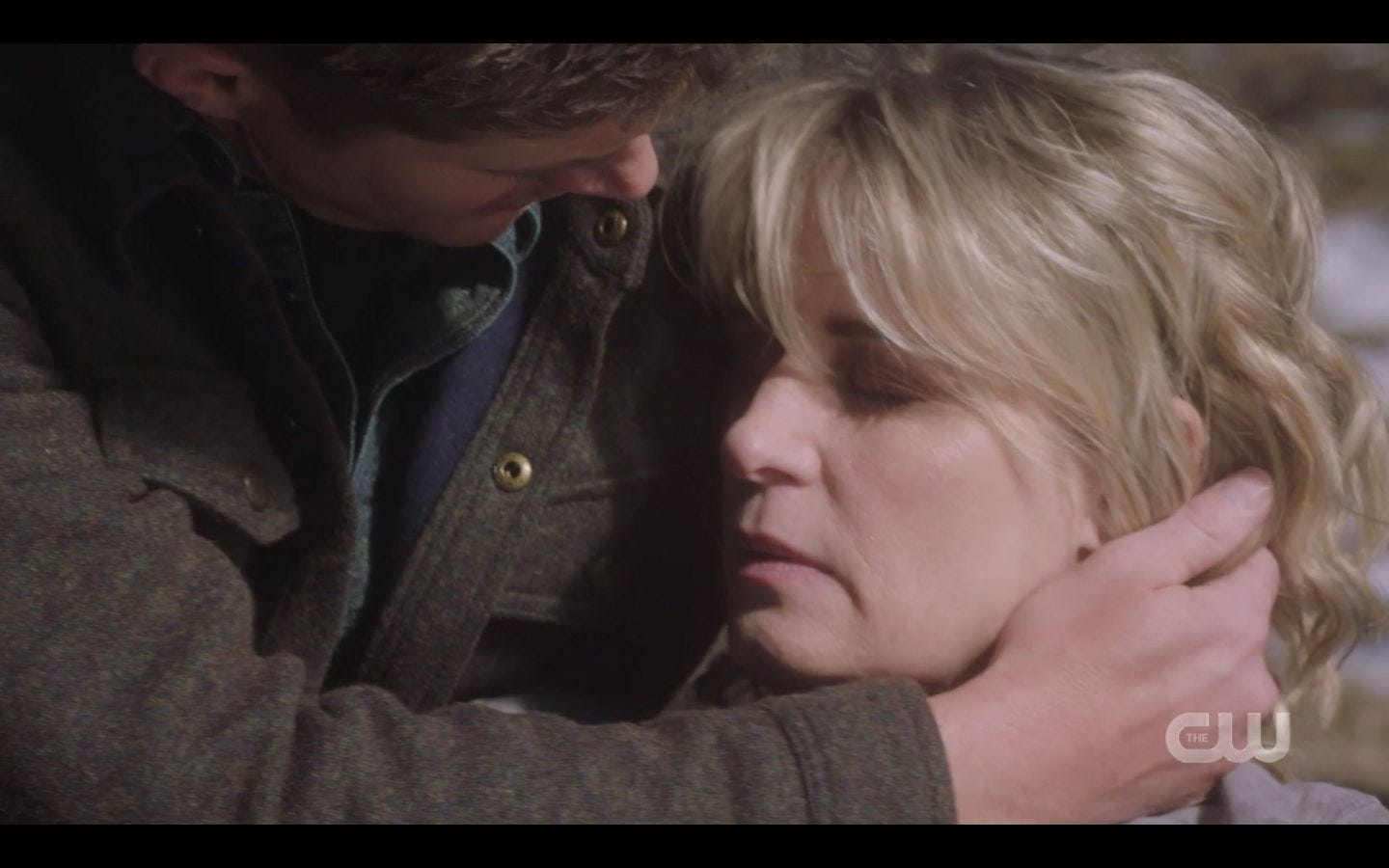 Dean Winchester cradling Marys dead head SPN Absence Dean Winchester cradling Marys dead head SPN Absence