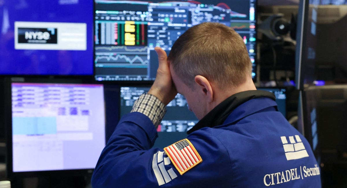 Οι παγκόσμιες αγορές μετοχών υποδέχονται μια «Μαύρη Δευτέρα» μετά την ανακοίνωση των αμερικανικών δασμών