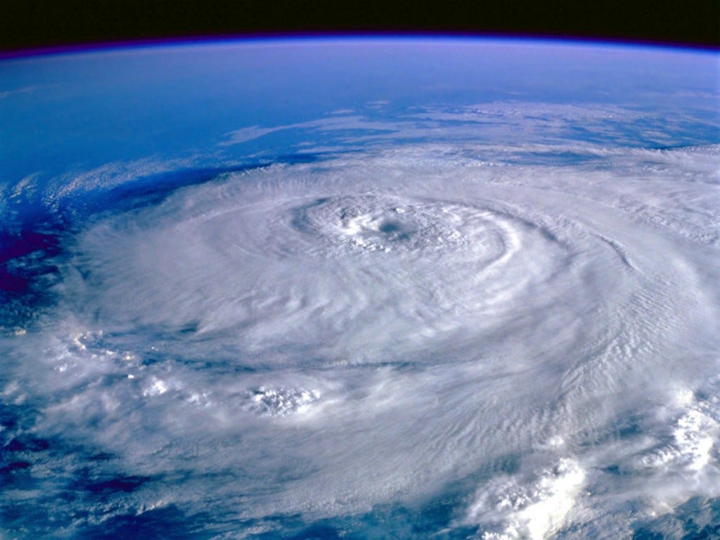 space-wallpapers-eye-of-the-storm-hurricane-elena-september-1-1985