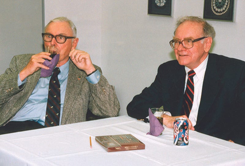 查理蒙格的3個人生禮物，讓巴菲特從「猩猩」進化成股神