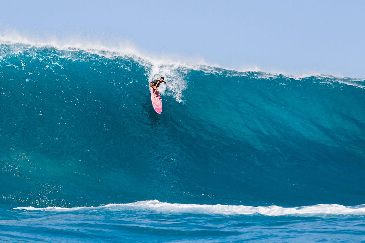Women Make Their Mark in Big Waves at Magnitude – Juice Magazine