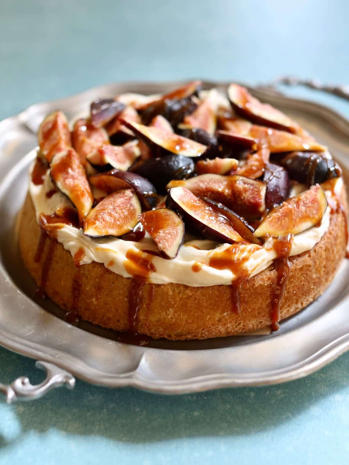 a close up of fig cake.