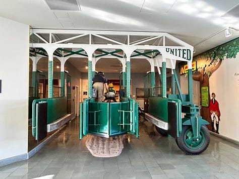 gates, horse, galleries,