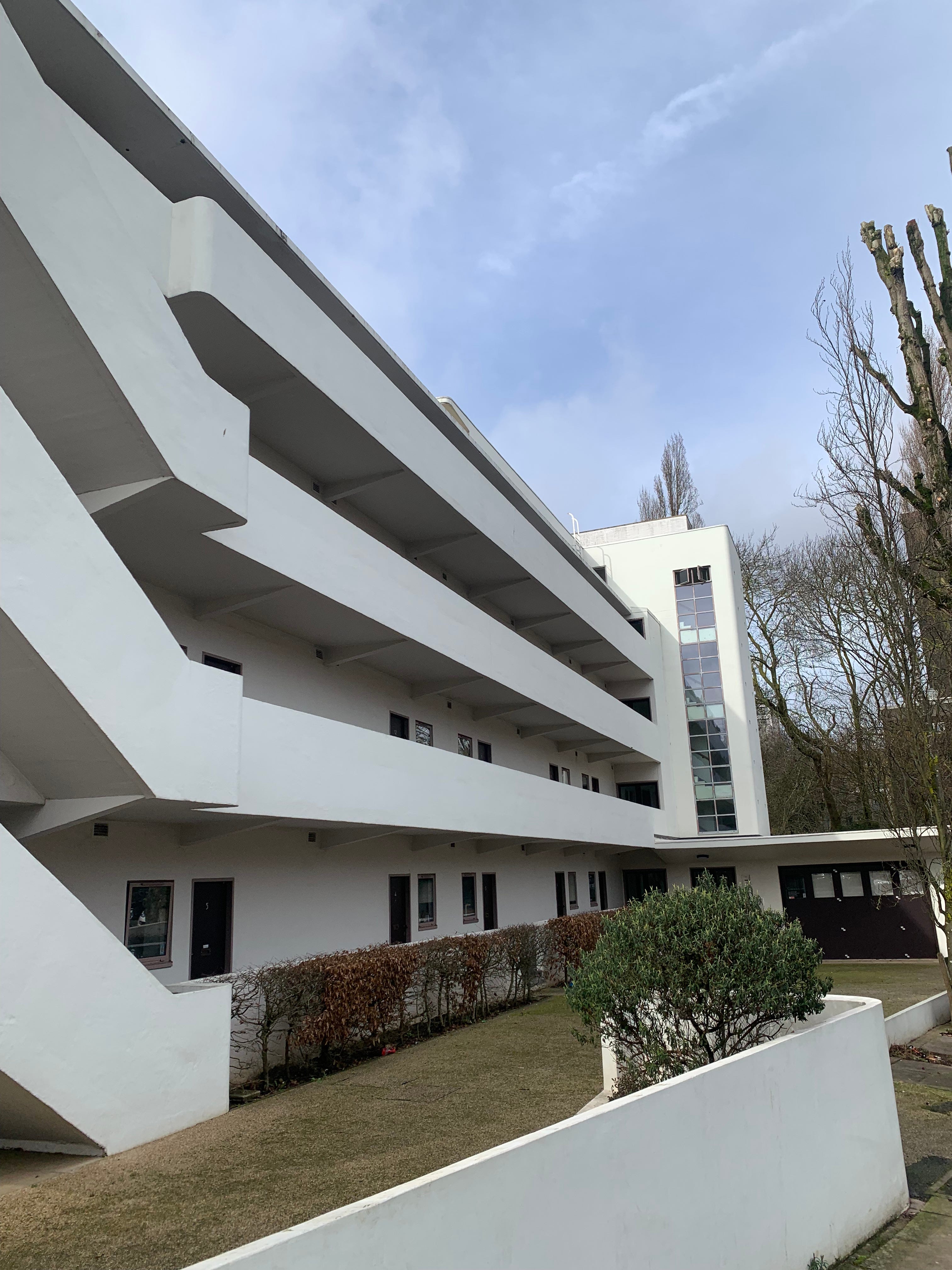 ON THE GROUND: The Isokon Building - by Avery Warkentin