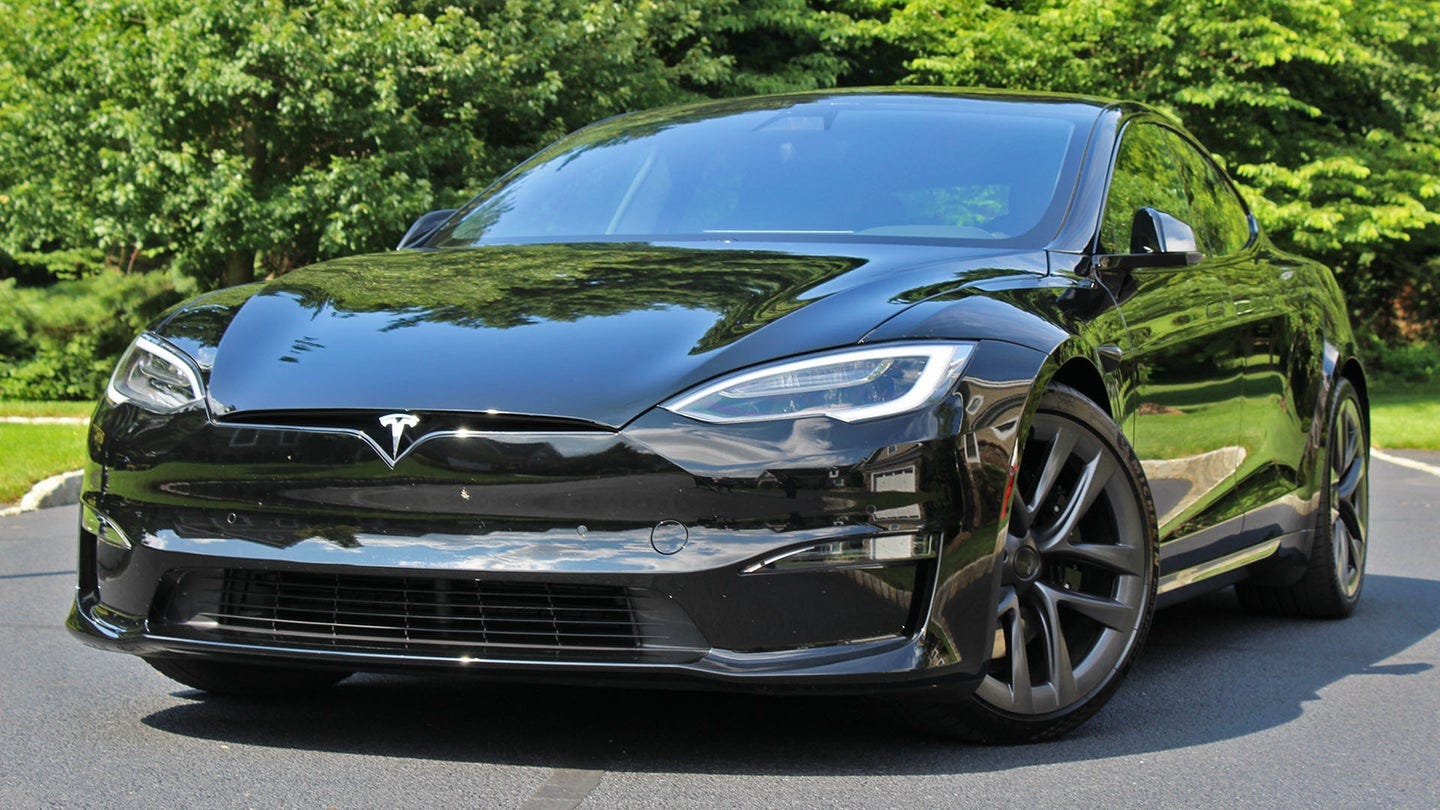 tesla plaid lead