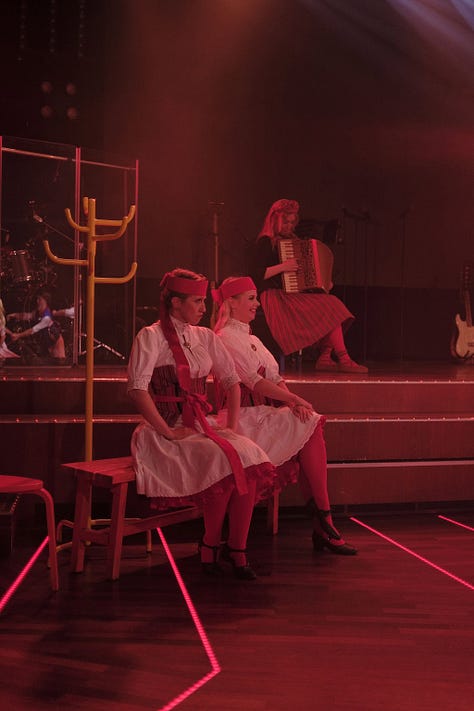 1-3 mistetereal 4-6 erakogu