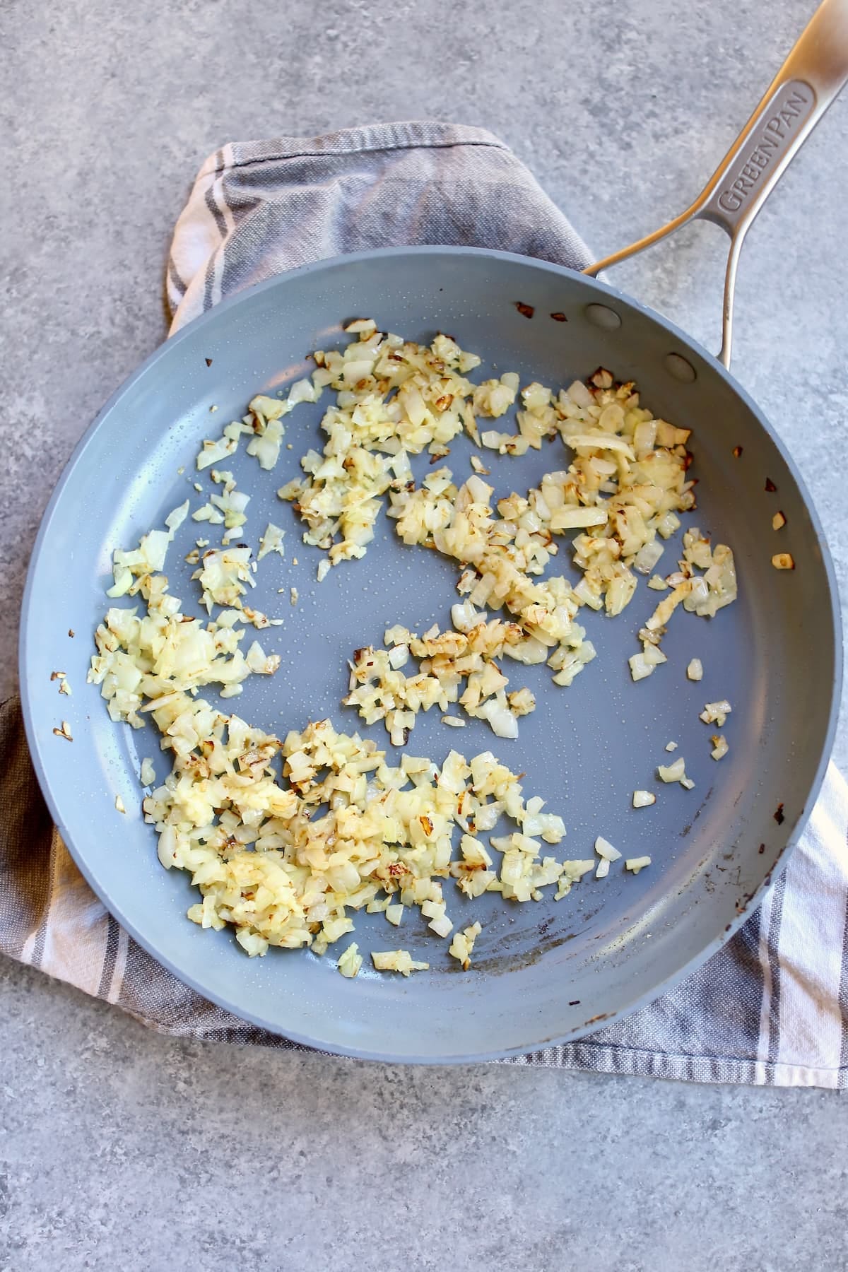 a skillet of cooked onions.