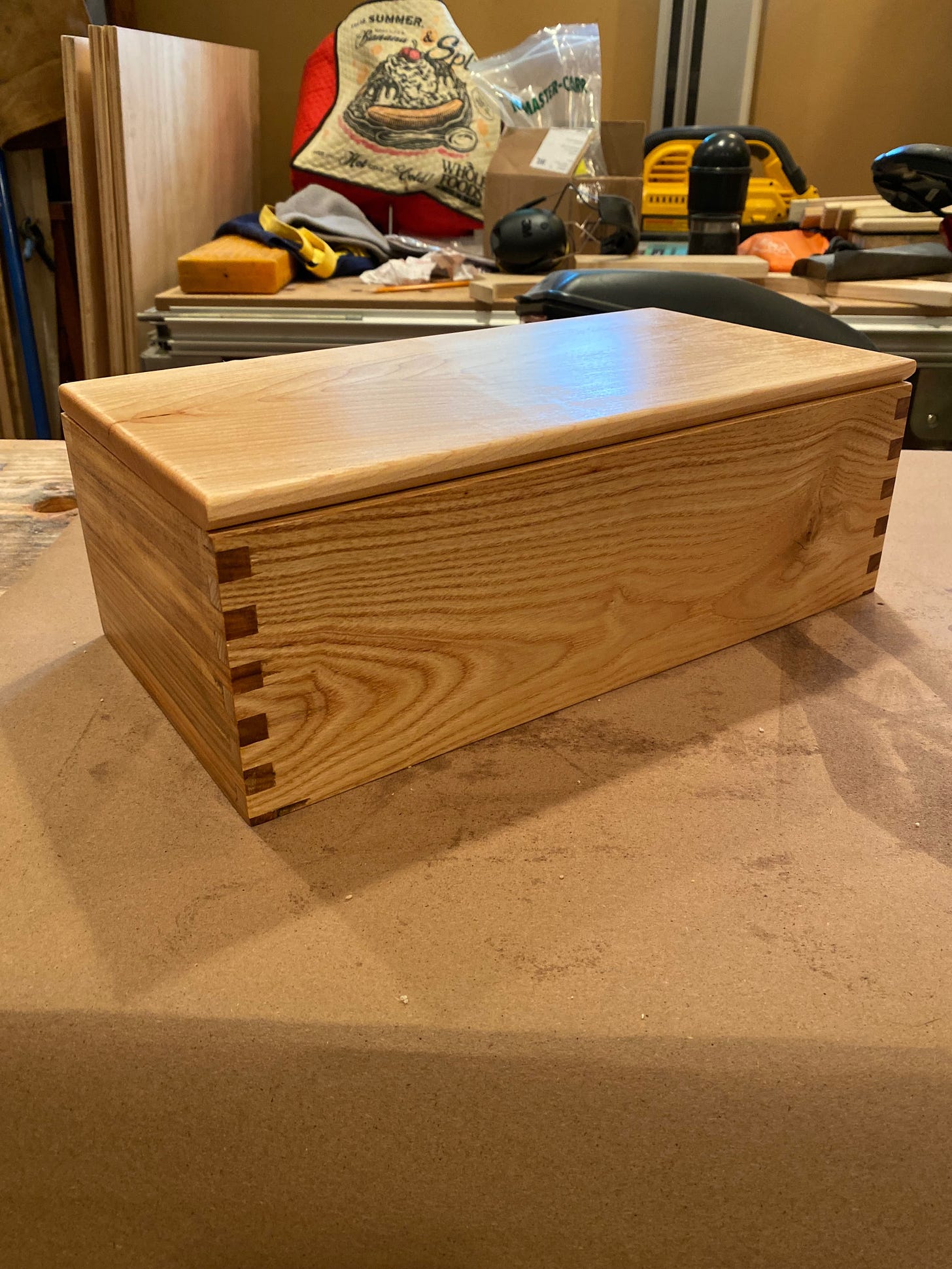 Finger-Joint Box