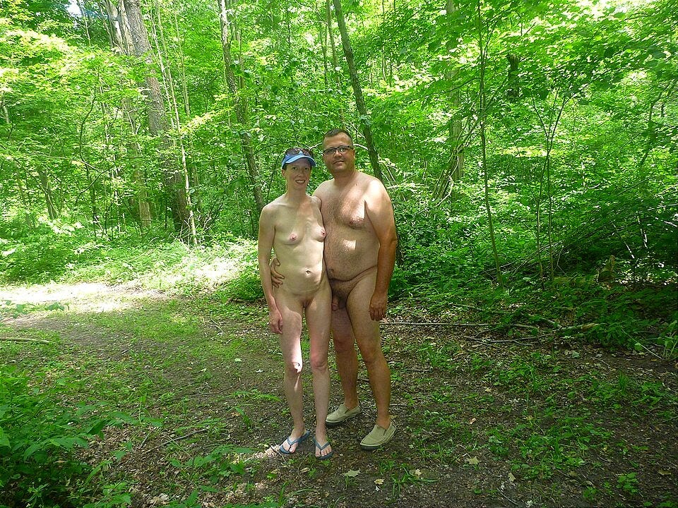 File:Nudist couple on trail.jpg File:Nudist couple on trail.jpg
