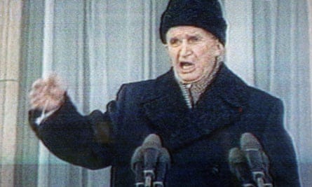 Romania 1989: Ceaușescu goes down in blood - archive, 1989 | Romania | The Guardian Romania 1989: Ceaușescu goes down in blood - archive, 1989 | Romania | The Guardian