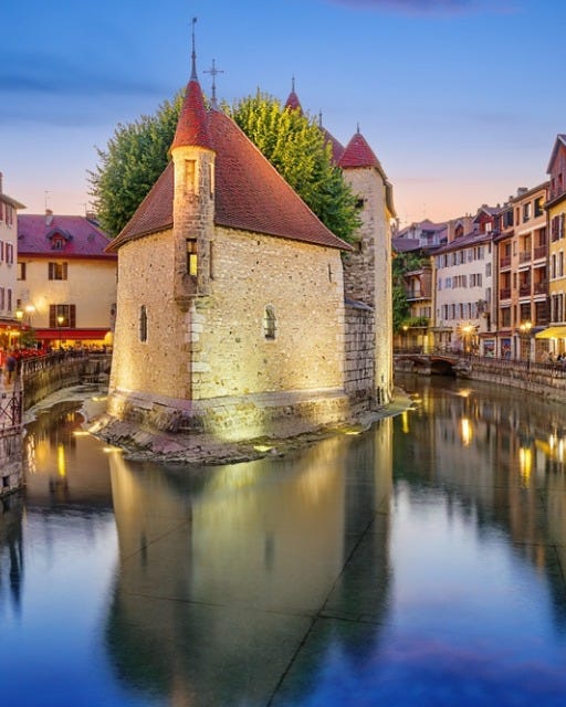 May be an image of Stari Most and castle