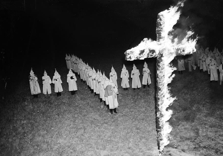 H Κου Κλουξ Kλαν στις Ηνωμένες Πολιτείες του μίσους: Η άνοδος και η πτώση | Έθνος H Κου Κλουξ Kλαν στις Ηνωμένες Πολιτείες του μίσους: Η άνοδος και η πτώση | Έθνος