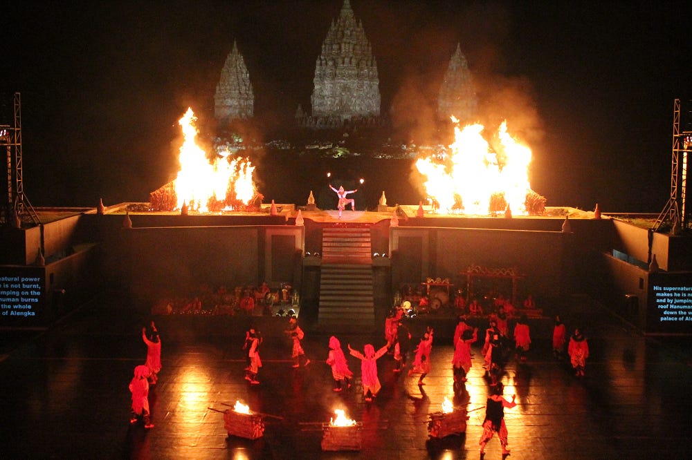 Ramayana Ballet Show at Prambanan Temple Yogyakarta Hotel - Hotel ...