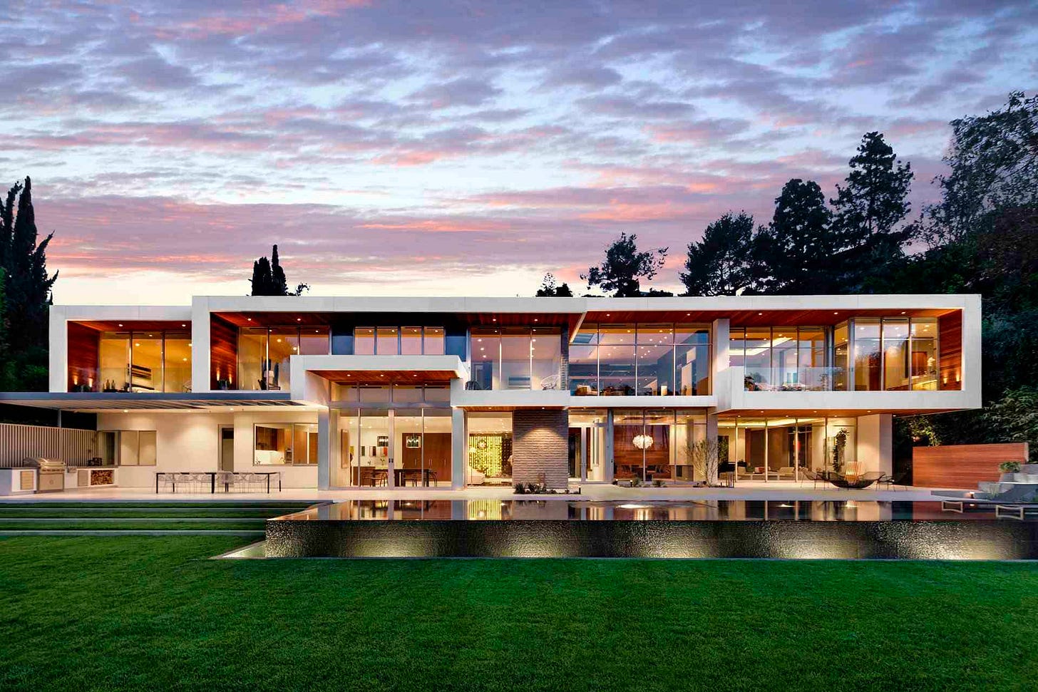 Ultramodern Hillside Los Angeles Jet-Set Estate