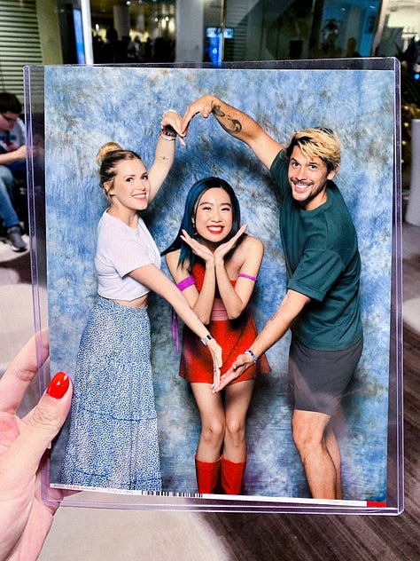Images of me at Dragon Con, dressed as Musa from Winx Club, meeting Eliza Taylor and Bob Morley from The 100