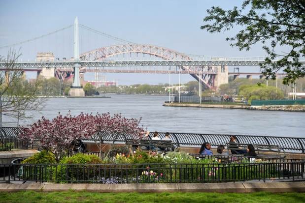 Carl Schurz Park Images : NYC Parks