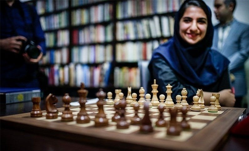 سارا خادم سارا خادم
