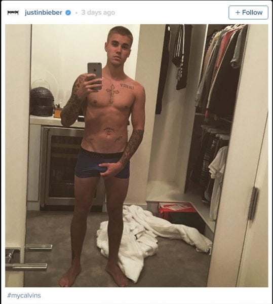 justin bieber tries crotch distraction justin bieber tries crotch distraction