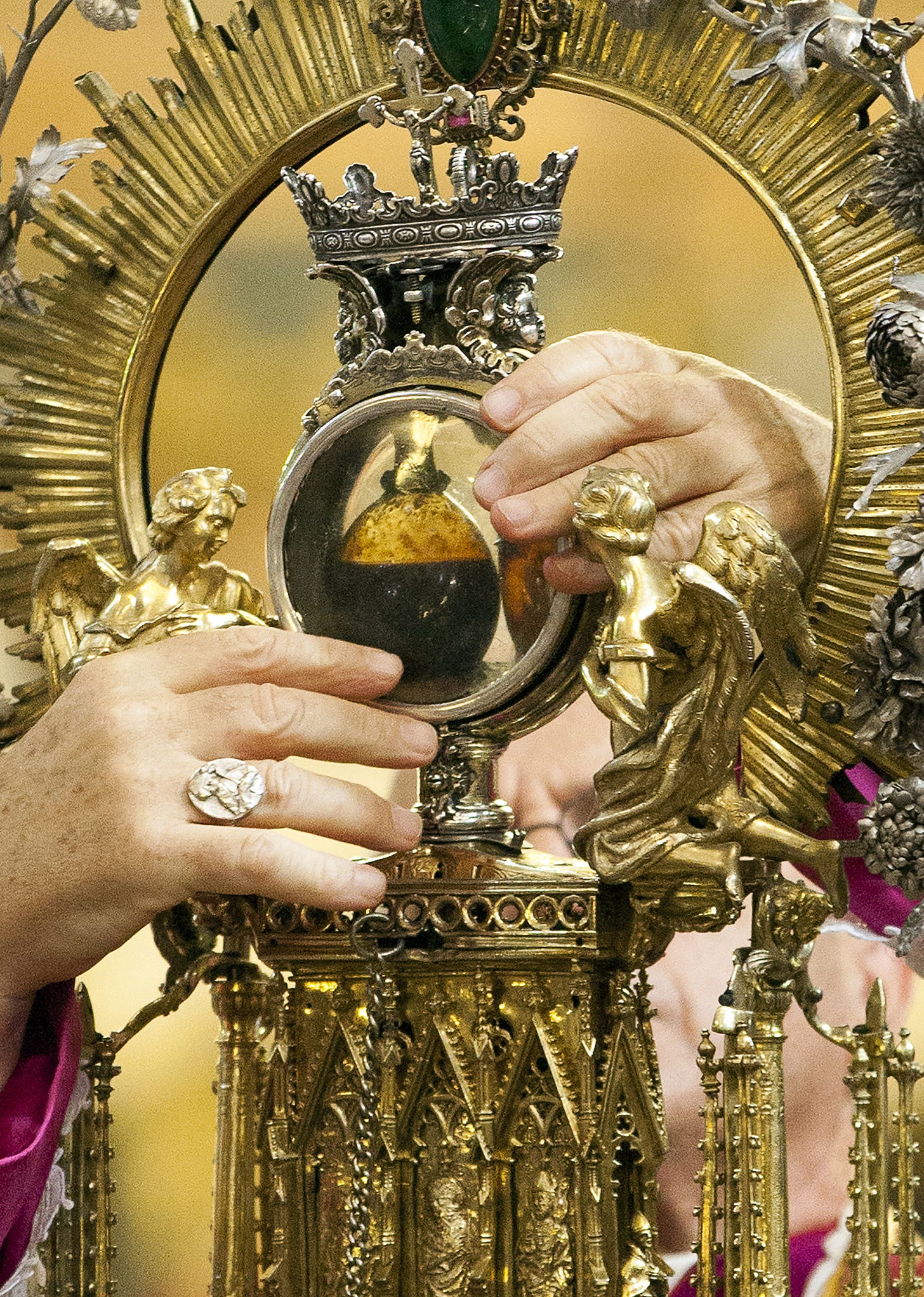Watch the blood of St. Januarius liquefy in May 2021