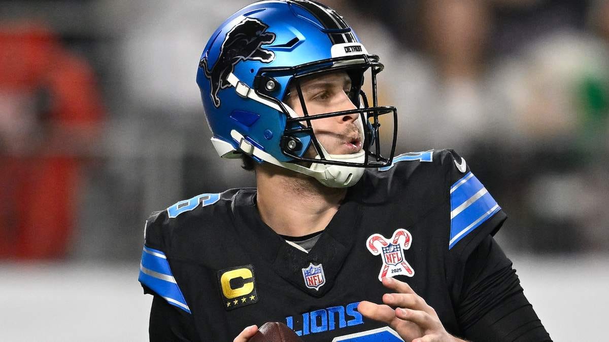 Vikings' Brian Flores Has Strong Words for Lions' Jared Goff Vikings' Brian Flores Has Strong Words for Lions' Jared Goff