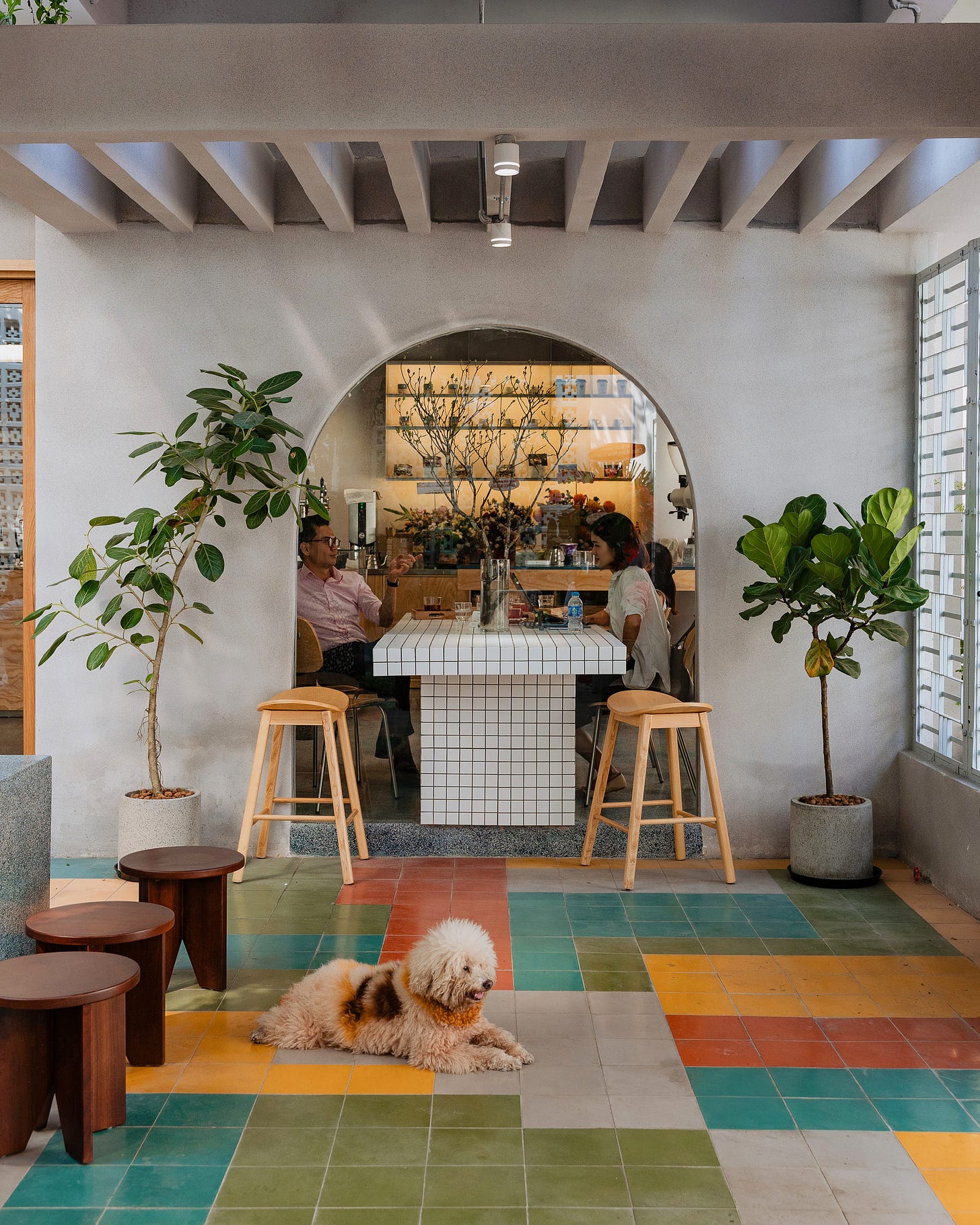interiorismo cafetería de especialdiad Saigón Every Half interiorismo cafetería de especialdiad Saigón Every Half