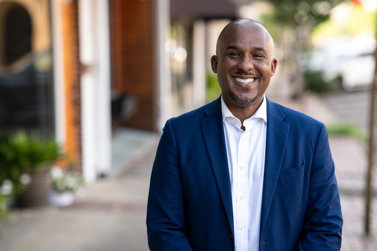 Democratic DA Scott Colom announces U.S. Senate run against Hyde-Smith - Mississippi Today Democratic DA Scott Colom announces U.S. Senate run against Hyde-Smith - Mississippi Today
