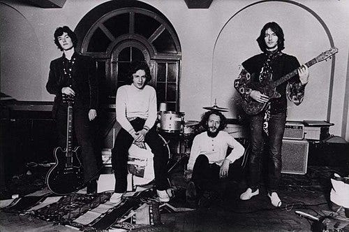 Members of Blind Faith posing for the camera. Left to right: Steve Winwood, Ric Grech, Ginger Baker, Eric Clapton.
Picture credit: Wikipedia
