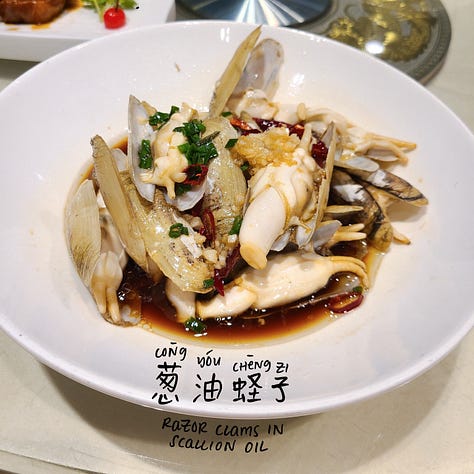 Razor clams, various examples
