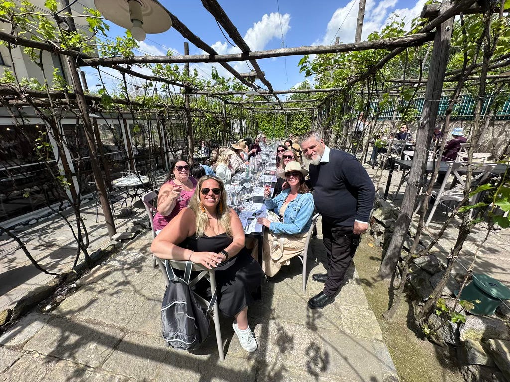 How to Meet People While Traveling Solo in Italy