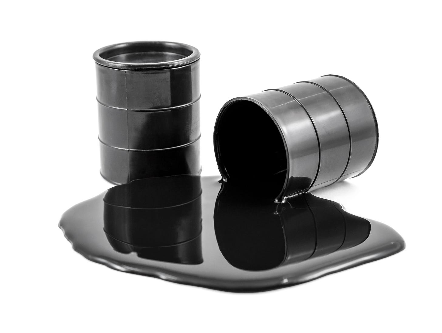 Crude-Oil-shutterstock_740075980