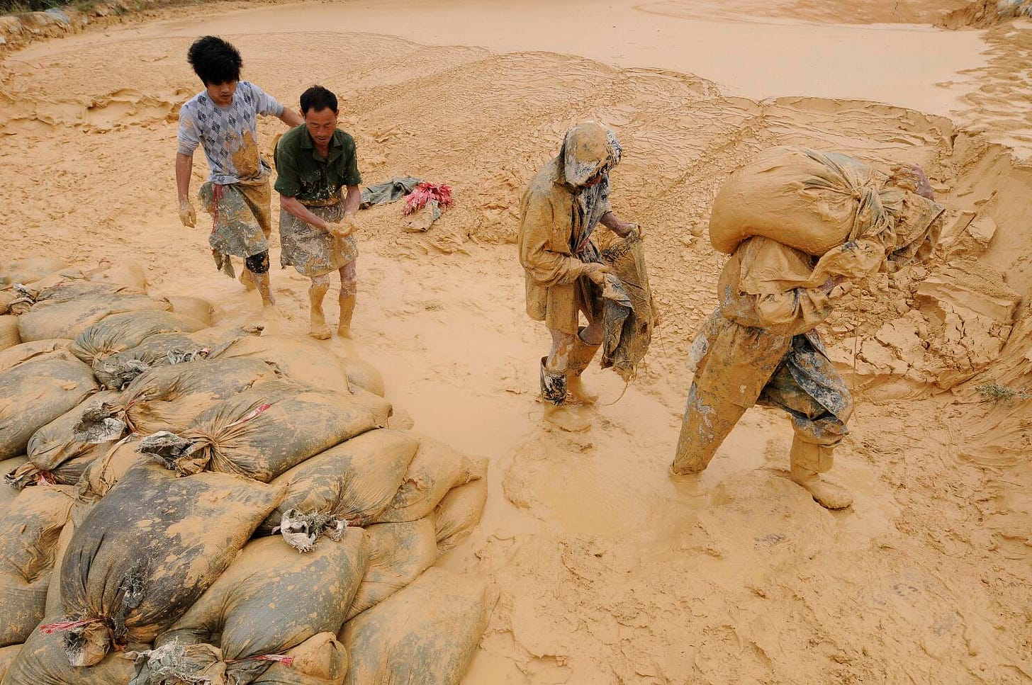 The hidden costs of China's rare-earth trade - Los Angeles Times