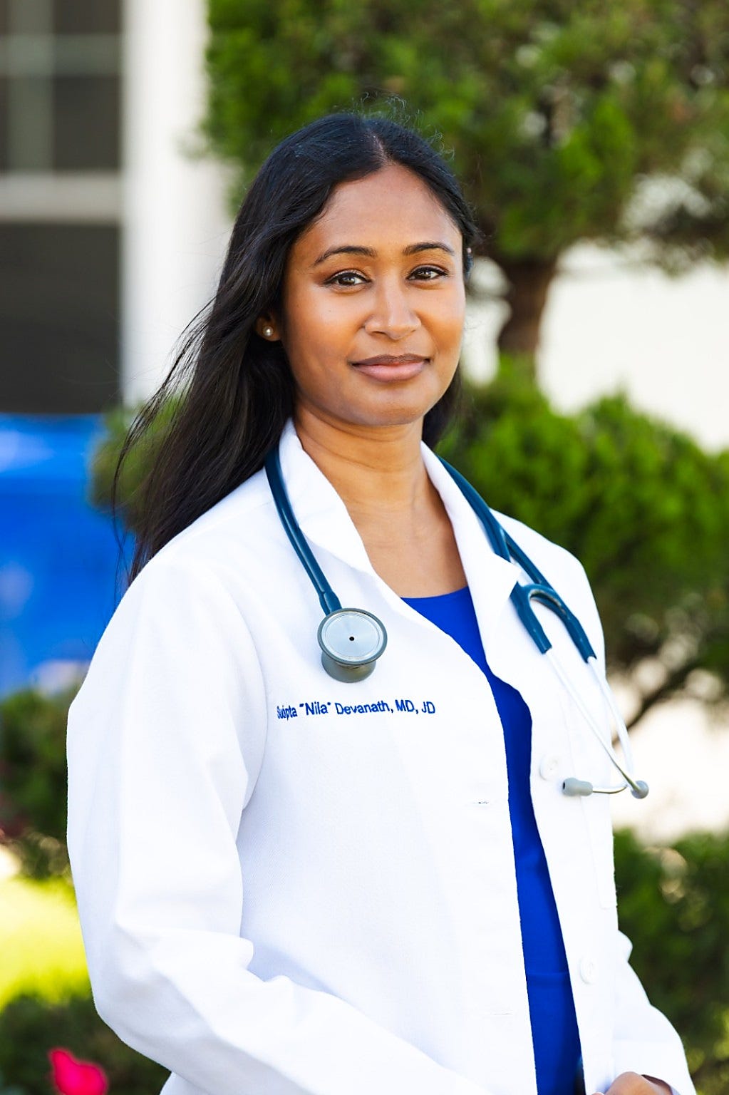 Portrait of Dr. Nila Devanath