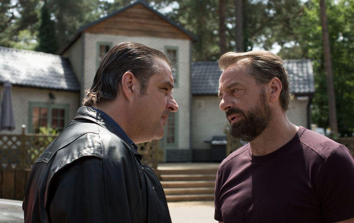 Undercover: Preisgekrönte Mafia-Serie kommt auf DVD und ...
