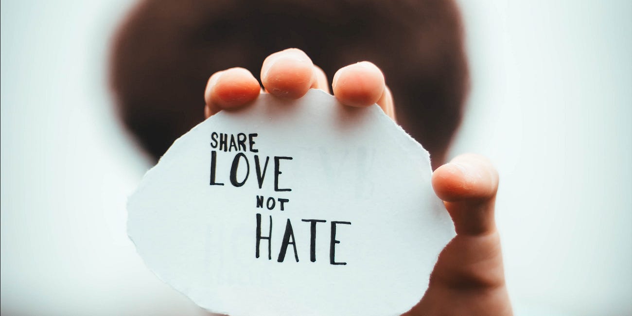 Possibly the most sensitive and challenging topic for AI (as it hits the core of its existence, purpose, bias and ideology): Freedom of speech vs loss of life