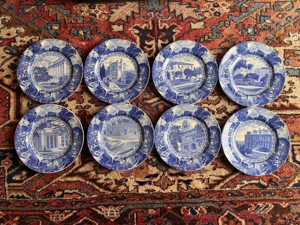Product photo of Wedgwood University of California Berkeley Dinner Plates (First Edition) Product photo of Wedgwood University of California Berkeley Dinner Plates (First Edition)
